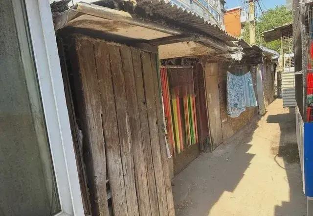 乱建居民想提升小区环境的愿望实现了凯发k8国际拆除700平方米私搭(图4)