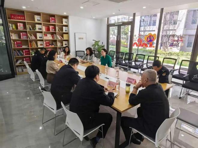 晒之争”共筑平安家园善治长安丨化解“晾(图1)